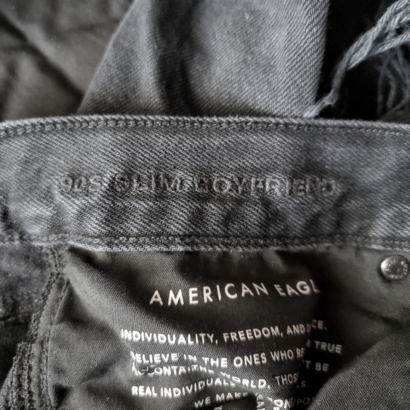 🚨LAST CHANCE🚨 AE 90's Slim Boyfriend Jeans - Picture 4 of 5